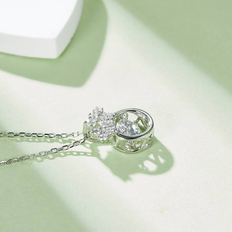 Dynamic Crown S925 Silver Plated Platinum Moissanite Diamond Necklace 50 Points D-Class